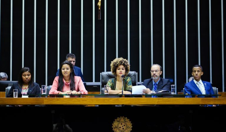 Câmara promove nova edição do Parlamento Jovem Brasileiro nesta semana