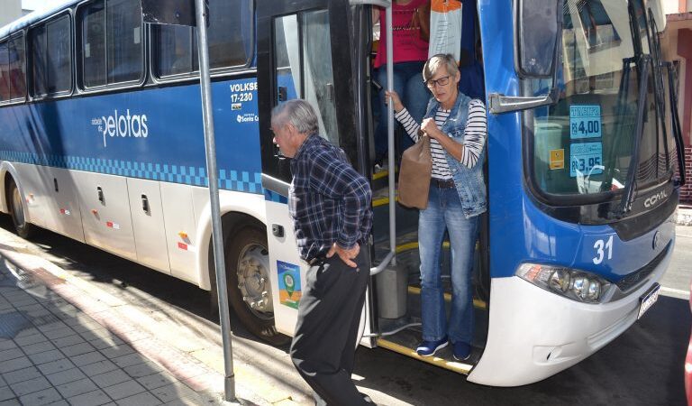 Cancelado debate sobre subsídio federal para manter gratuidade de transporte coletivo a idosos