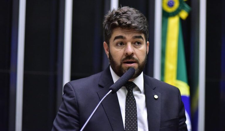 Câmara aprovou projeto que regulamenta exploração de energia elétrica em alto-mar