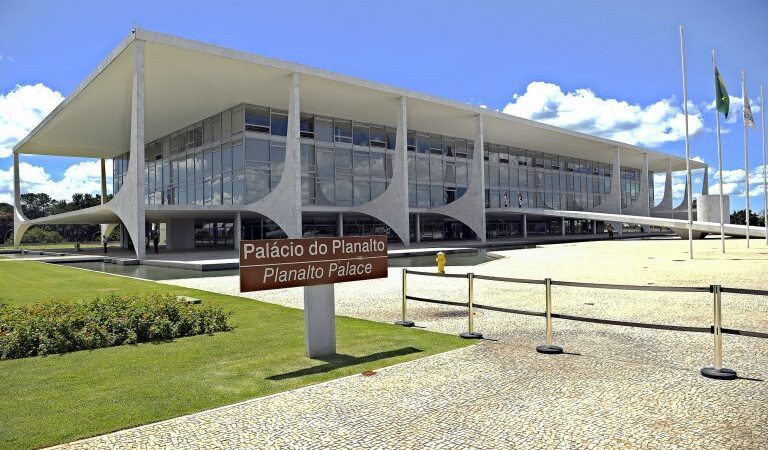 Lei cria debêntures para investimento em infraestrutura