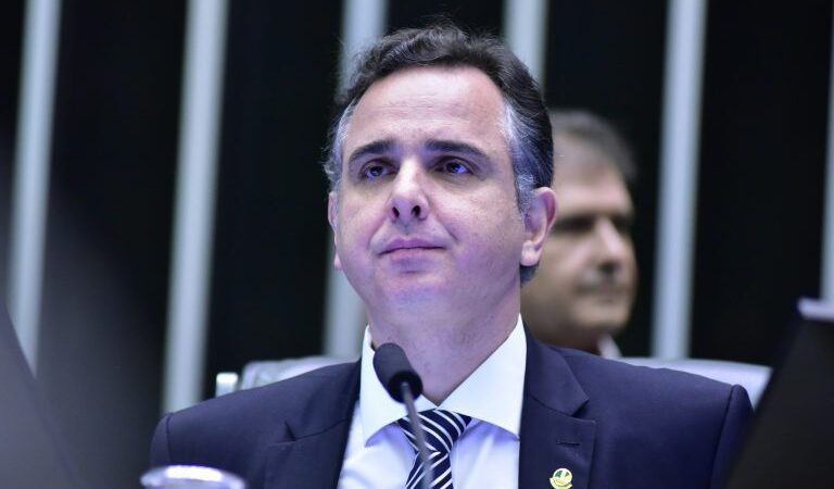 Rodrigo Pacheco defende fortalecimento de autonomia parlamentar