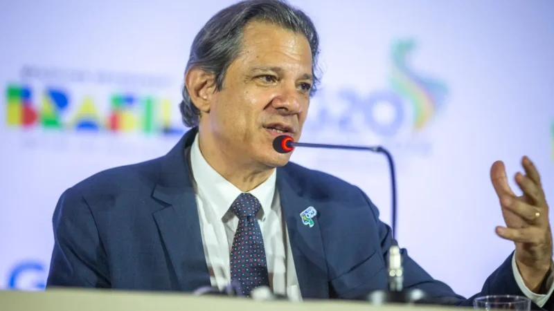 Ministro Haddad Volta a Brasília na Segunda (10) para Negociar Medida Provisória da Compensação