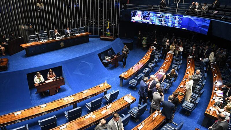 Senado aprova reconhecimento de intercâmbio internacional como estágio