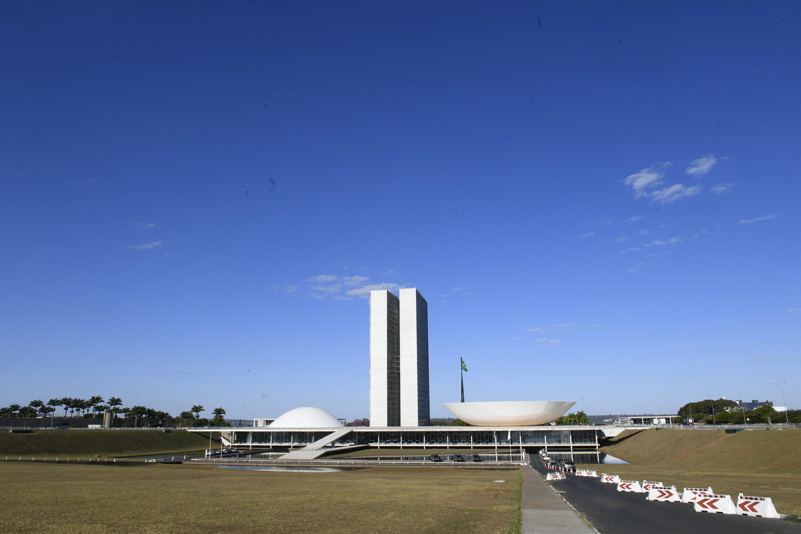 Socorro ao RS é tema de 25 medidas provisórias em tramitação no Congresso