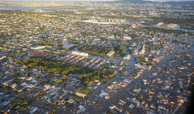 Audiência na Câmara avalia retomada das atividades econômicas no Rio Grande do Sul após enchentes